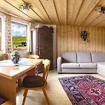 Mirabell Apartment *