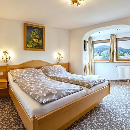 Mirabell Apartment