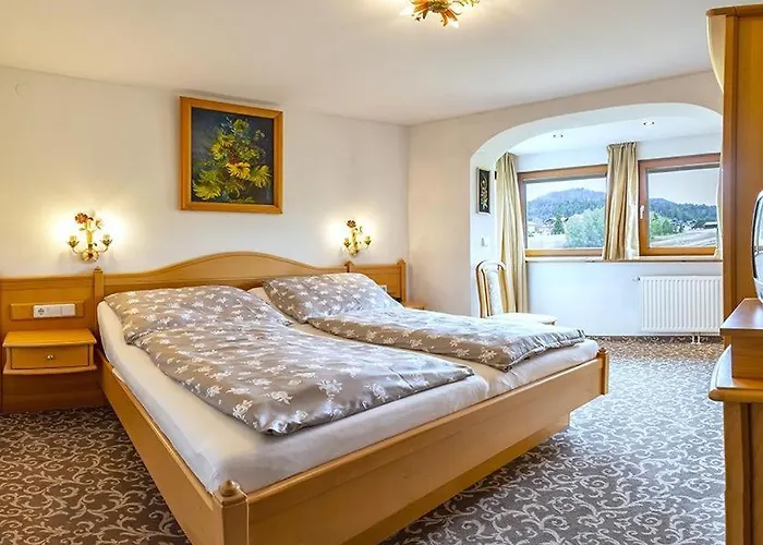 Mirabell سيفيلد ان تيرول